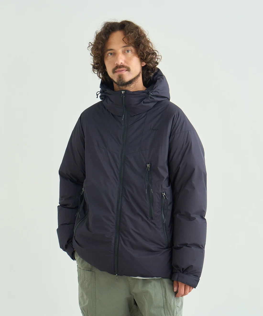 NANGA / MOUNTAIN BASE 混合結構羽絨外套
