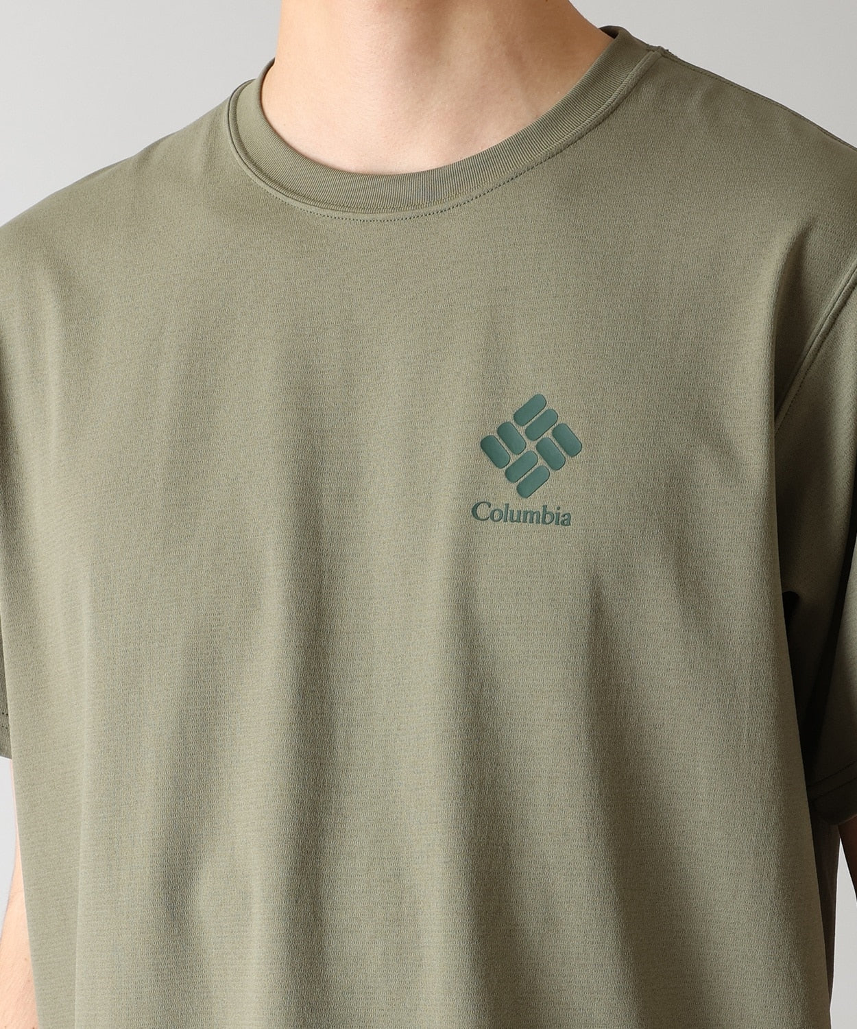 COLUMBIA Wildstep Path™ Graphic SS Tee / 吸濕速乾 防曬 小標 素面 短袖T恤