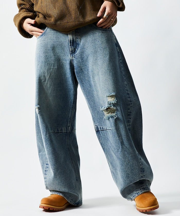 FREAK'S STORE / 寬鬆仿舊弧形牛仔褲