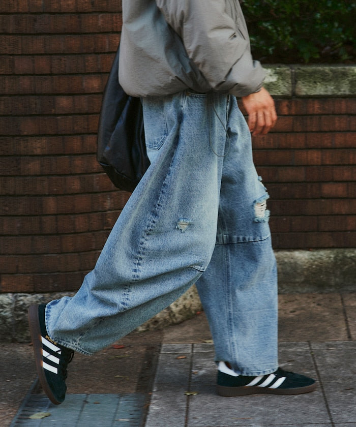 FREAK'S STORE / 寬鬆仿舊弧形牛仔褲