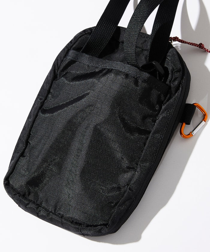 NANGA × SPEAKEASY MULTI POUCH / 側背包