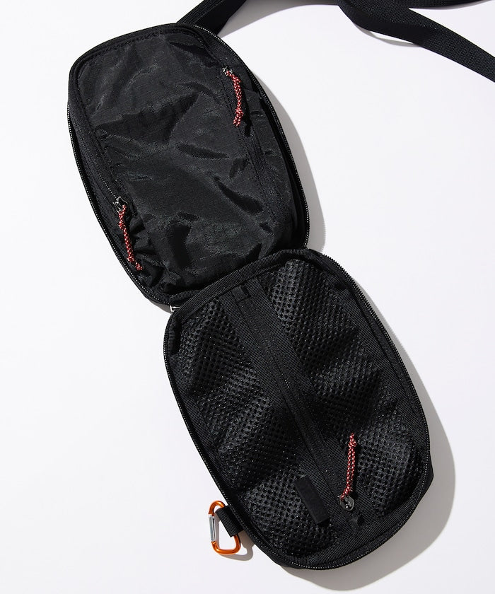 NANGA × SPEAKEASY MULTI POUCH / 側背包