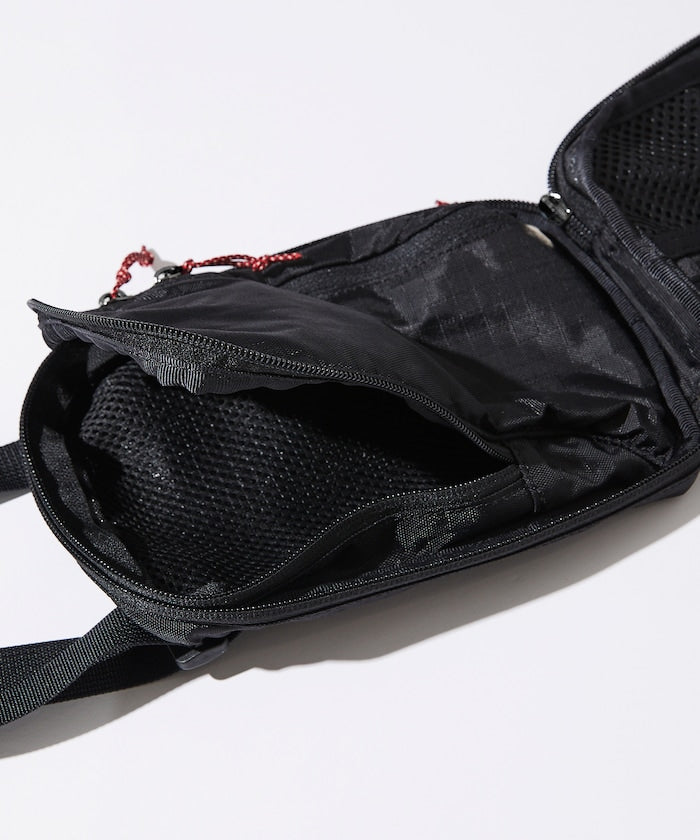NANGA × SPEAKEASY MULTI POUCH / 側背包