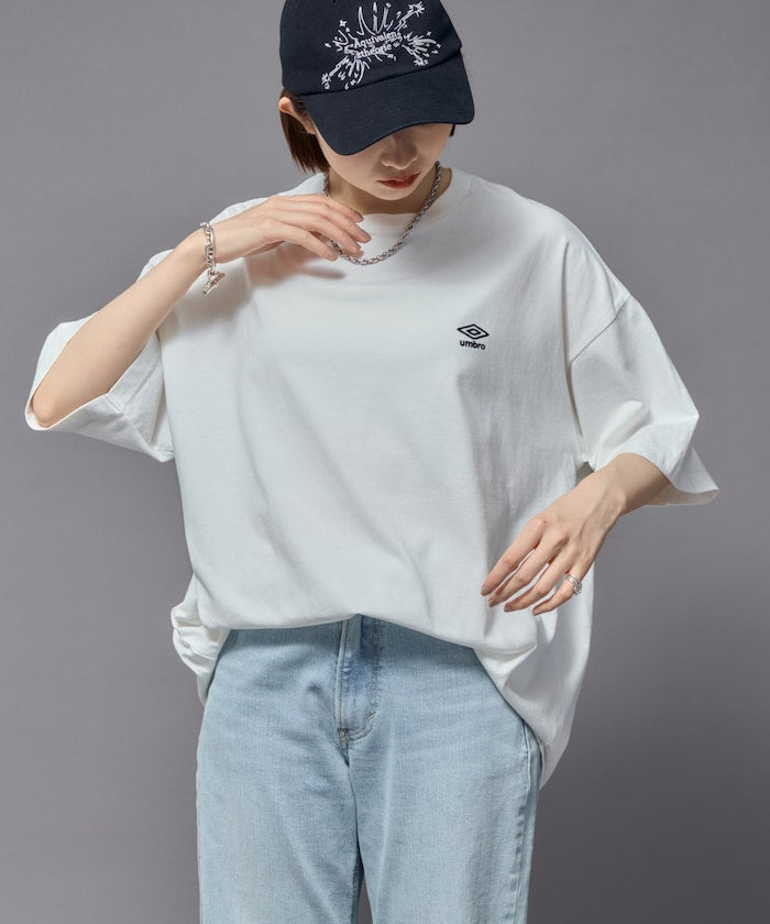 UMBRO / 別注小標 短袖T恤