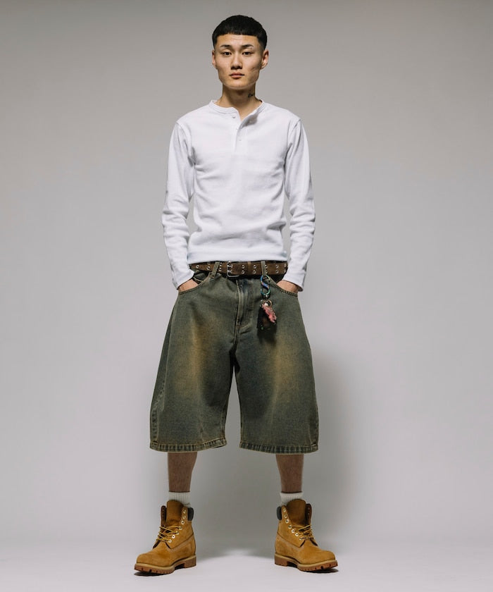 FREAK’S STORE / 寬版弧形 水洗 九分 牛仔短褲