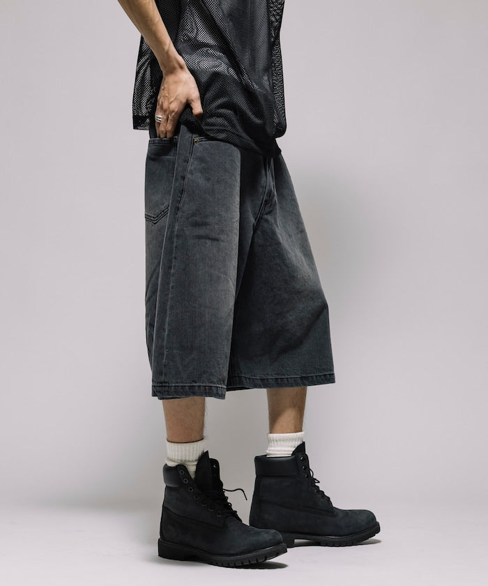 FREAK’S STORE / 寬版弧形 水洗 九分 牛仔短褲