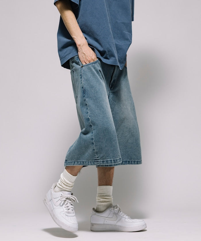 FREAK’S STORE / 寬版弧形 水洗 九分 牛仔短褲