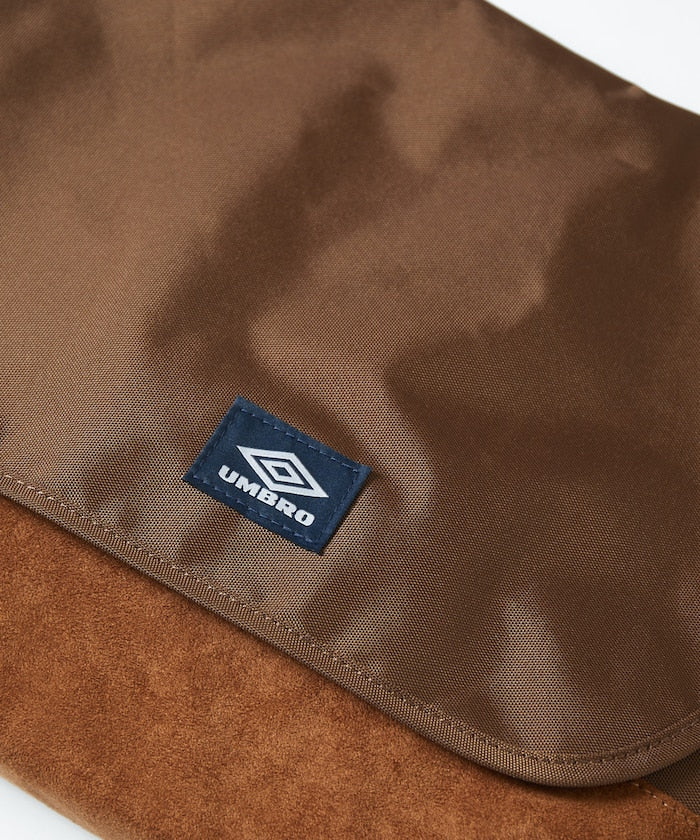 UMBRO / 別注 CLASSIC MESSENGER BAG 側背包