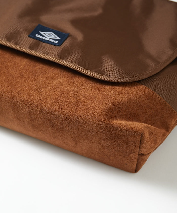UMBRO / 別注 CLASSIC MESSENGER BAG 側背包