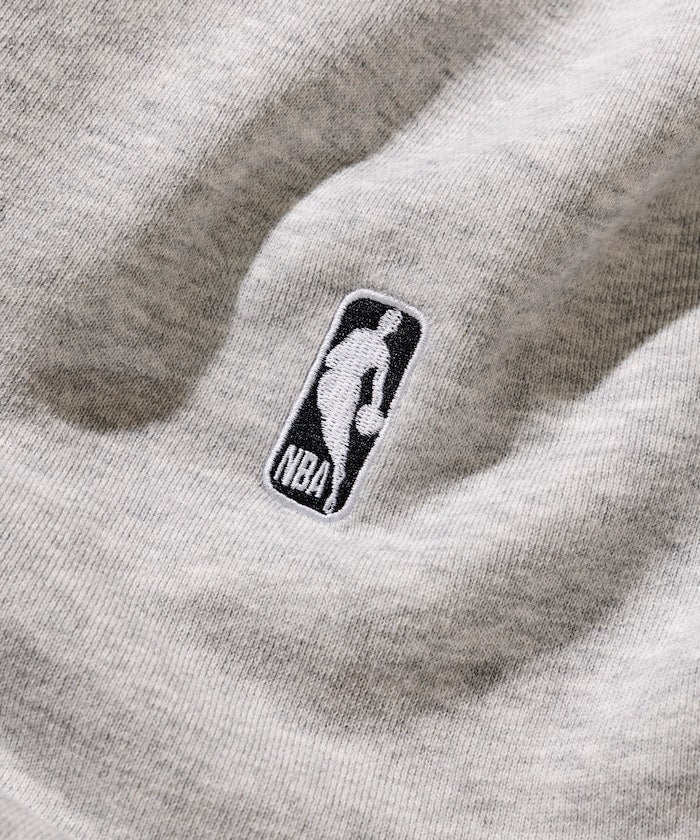 NBA x FREAK’S STORE / 隊徽貼紙圖案 圓領衫