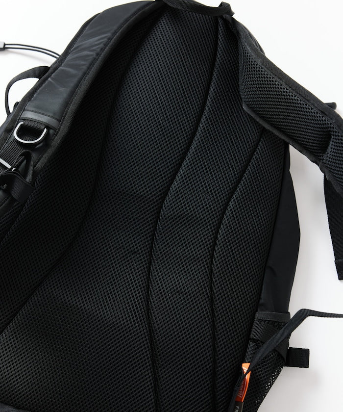 COLEMAN 別注 WALKER 33 / 多功能機能後背包