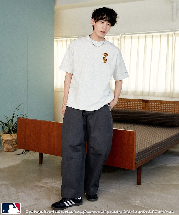 MLB x FREAK’S STORE愛心刺繡 短袖T恤