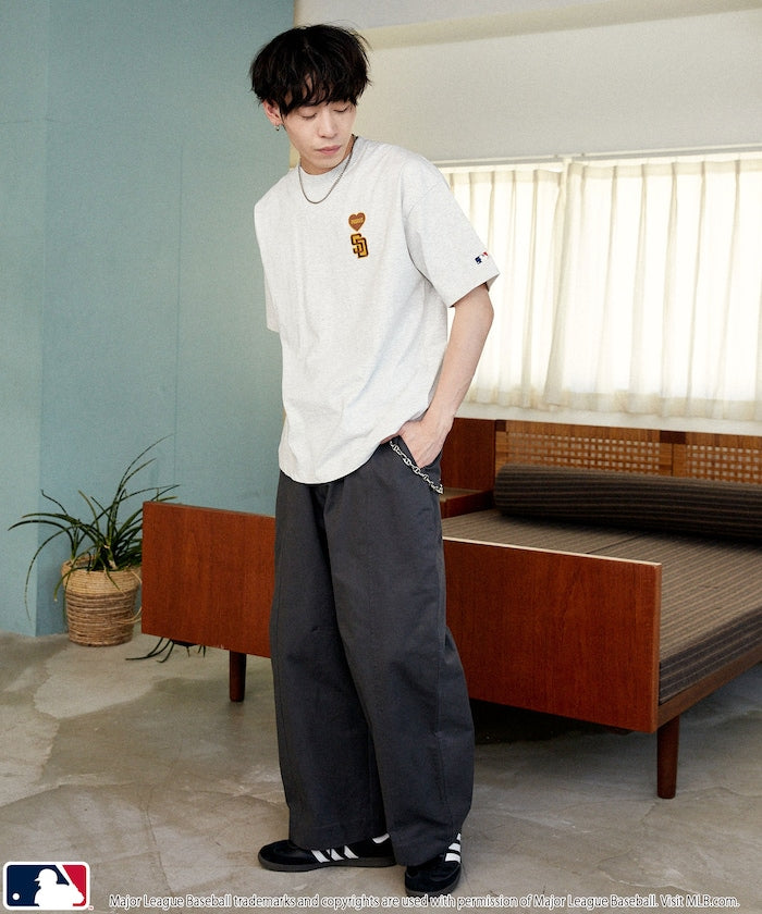 MLB x FREAK’S STORE愛心刺繡 短袖T恤