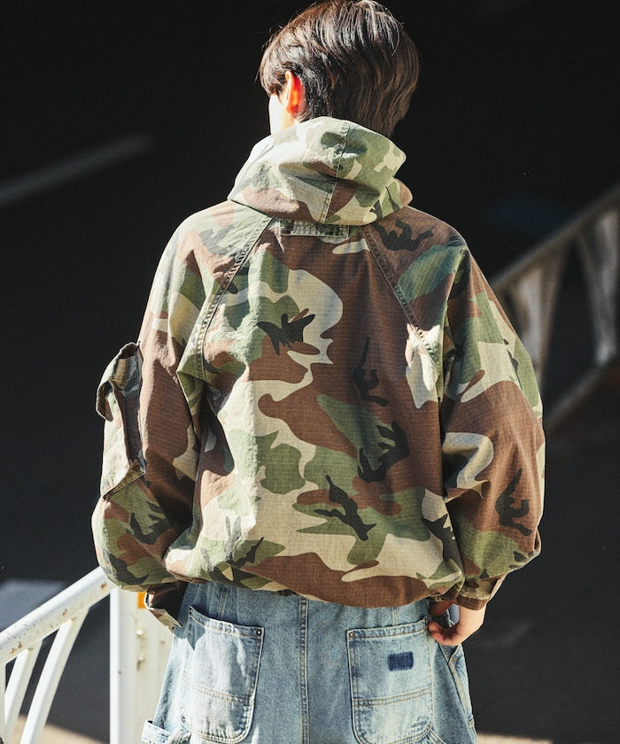 NAUTICA JP / 迷彩抽繩軍事短款外套