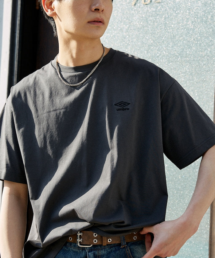 UMBRO / 吸水速乾 刺繡標誌 短袖T恤