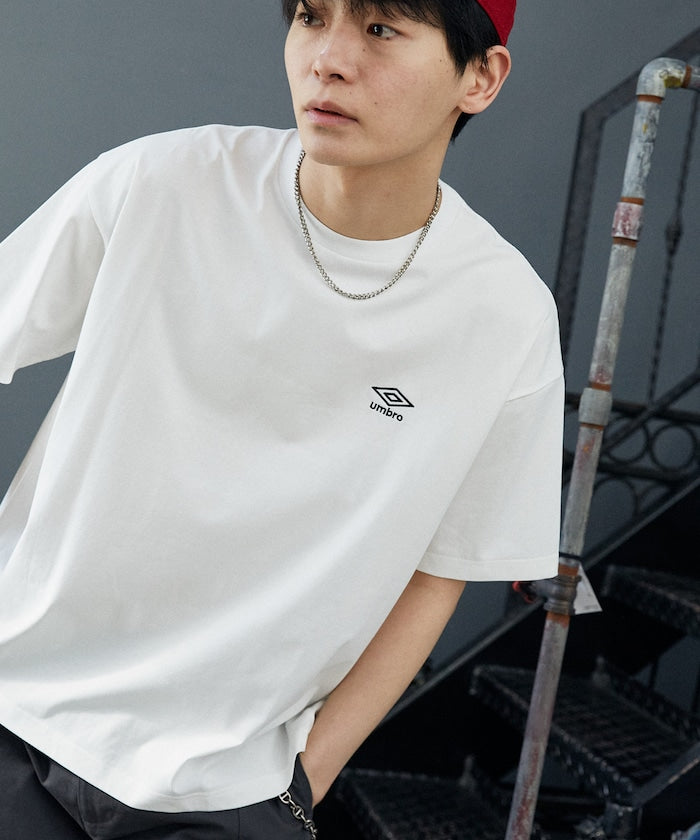 UMBRO / 吸水速乾 刺繡標誌 短袖T恤