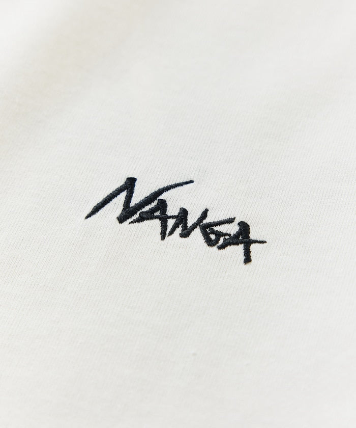 NANGA 別注 刺繍 ECO HYBRID LOGO TEE / 環保混紡刺繡標誌寬版T恤