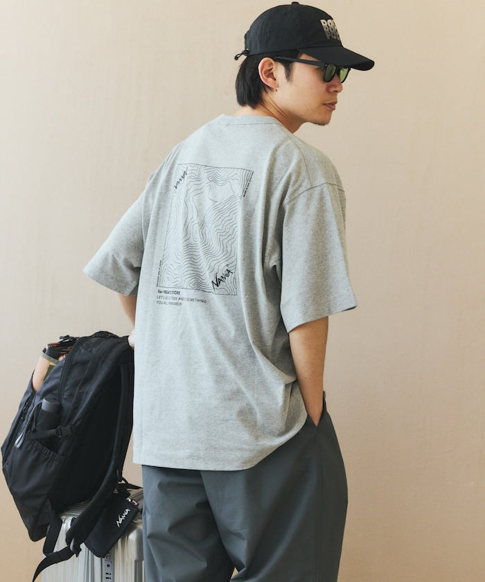 NANGA 別注 ECO HYBRID CONTOUR LOGO TEE / 等高線圖形口袋短袖 T 恤