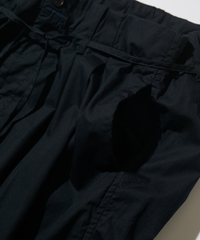 CAHLUMN Broadcloth 2 Tuck Trousers / 高密度平織棉布雙褶長褲