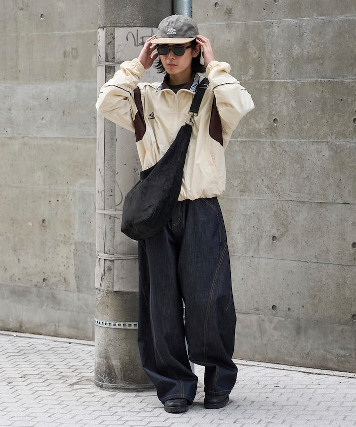 umbro × FREAK'S STORE / 磨毛圓弧單肩包