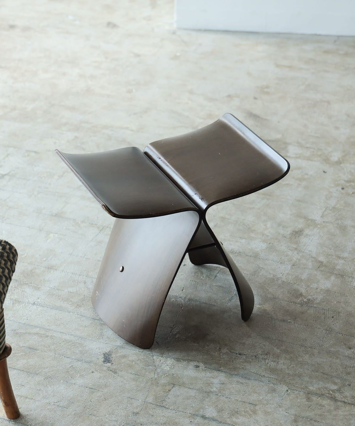 天童木工 / 柳宗理 蝴蝶椅凳(Butterfly Stool)