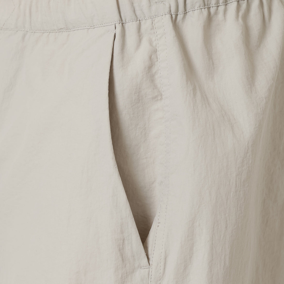 NANGA NYLON TUSSER CARGO PANTS / 輕量  機能抽繩工裝長褲