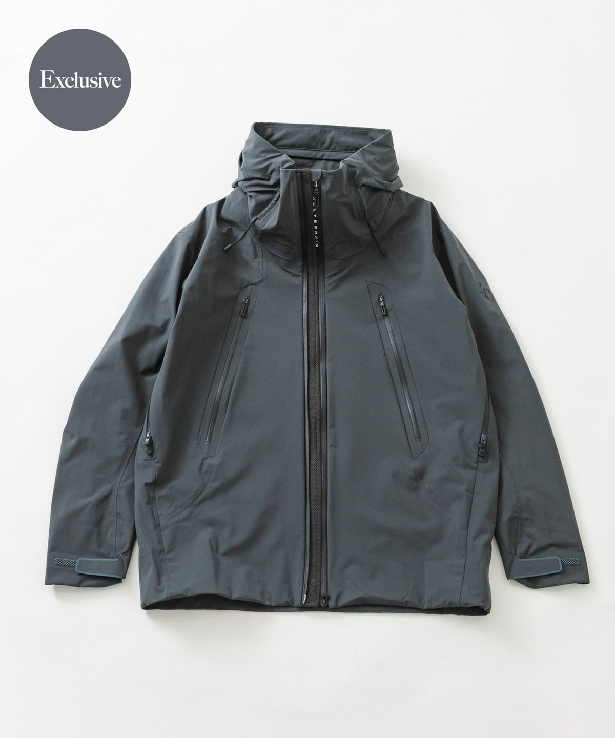 Descente × URBAN RESEARCH / CREAS 硬殼防水外套（日本聯名限定）