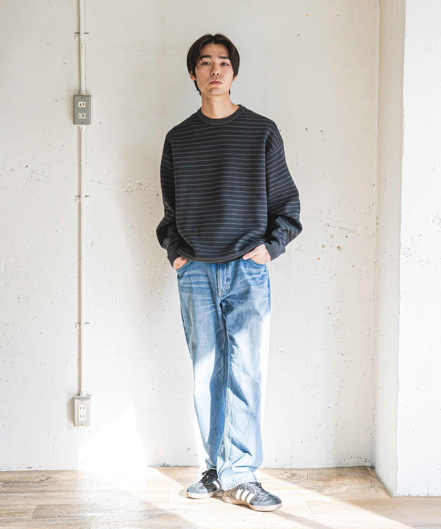 URBAN RESEARCH / UR TECH Renew Knit 輕量機能圓領針織衫