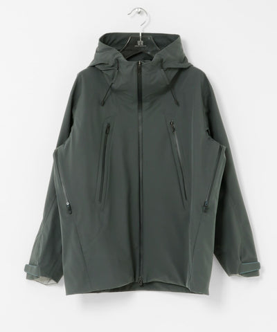 Descente × URBAN RESEARCH / CREAS 硬殼防水外套（日本聯名限定）