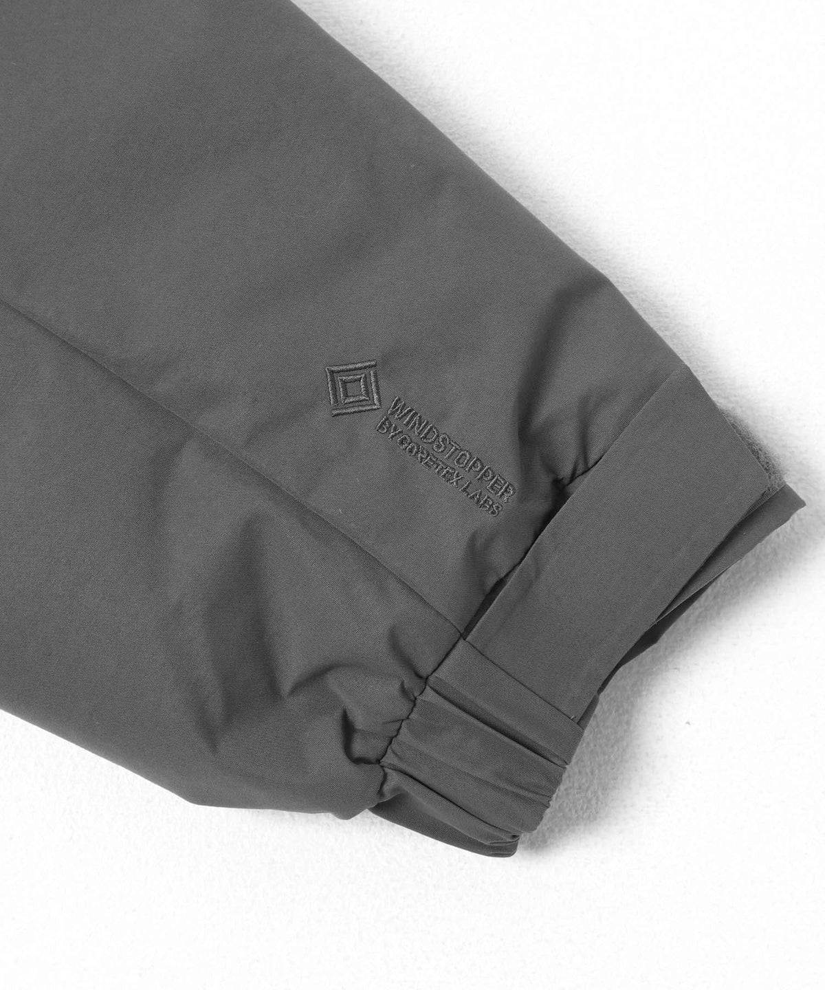 Mizuno × EKAL / GORE-TEX WINDSTOPPER 羽絨外套（日本聯名限定）