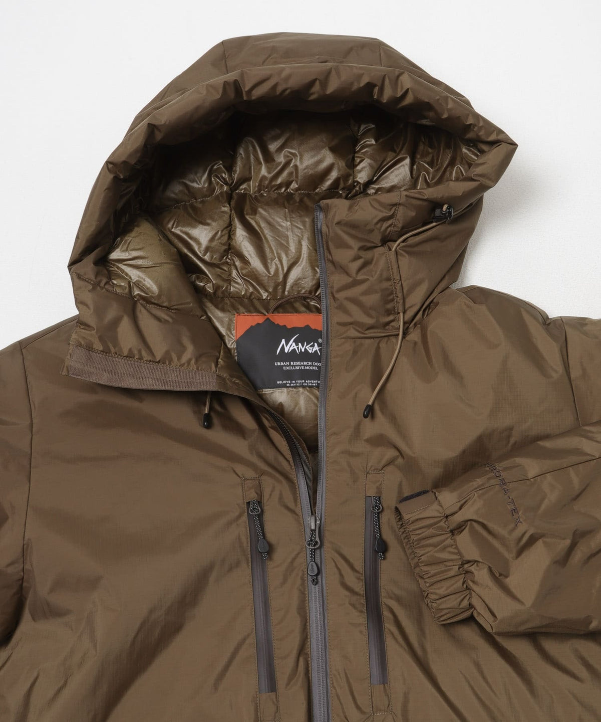 NANGA × DOORS / AURORA-TEX 防水羽絨連帽外套 26AW（日本聯名限定）