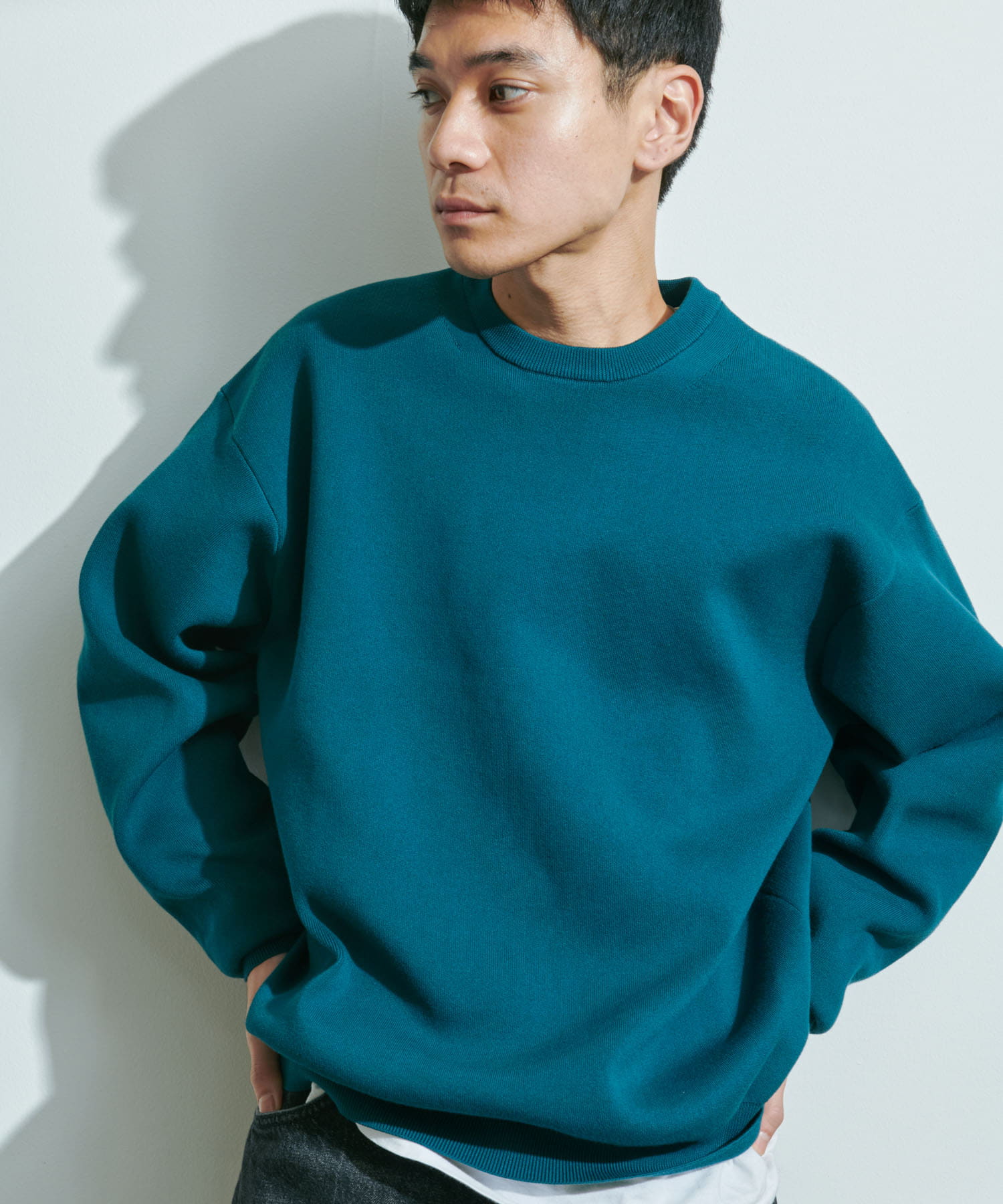 URBAN RESEARCH / UR TECH Renew Knit 輕量機能圓領針織衫