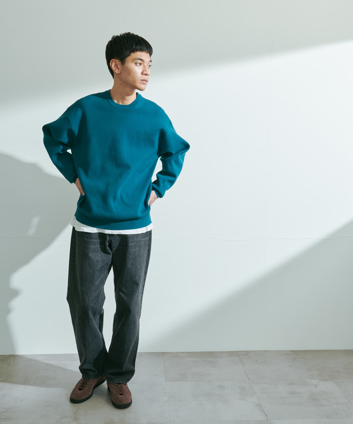 URBAN RESEARCH / UR TECH Renew Knit 輕量機能圓領針織衫