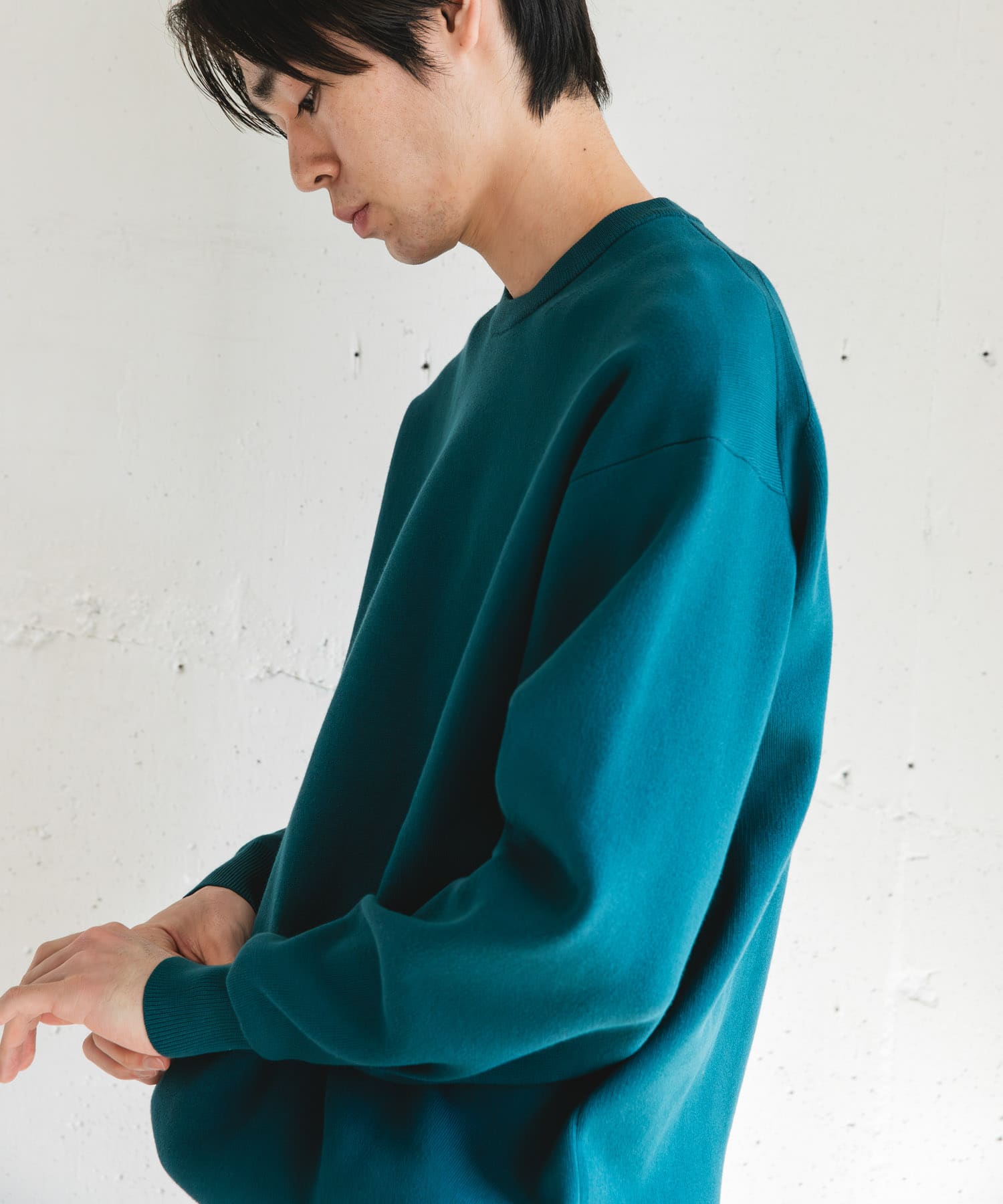 URBAN RESEARCH / UR TECH Renew Knit 輕量機能圓領針織衫