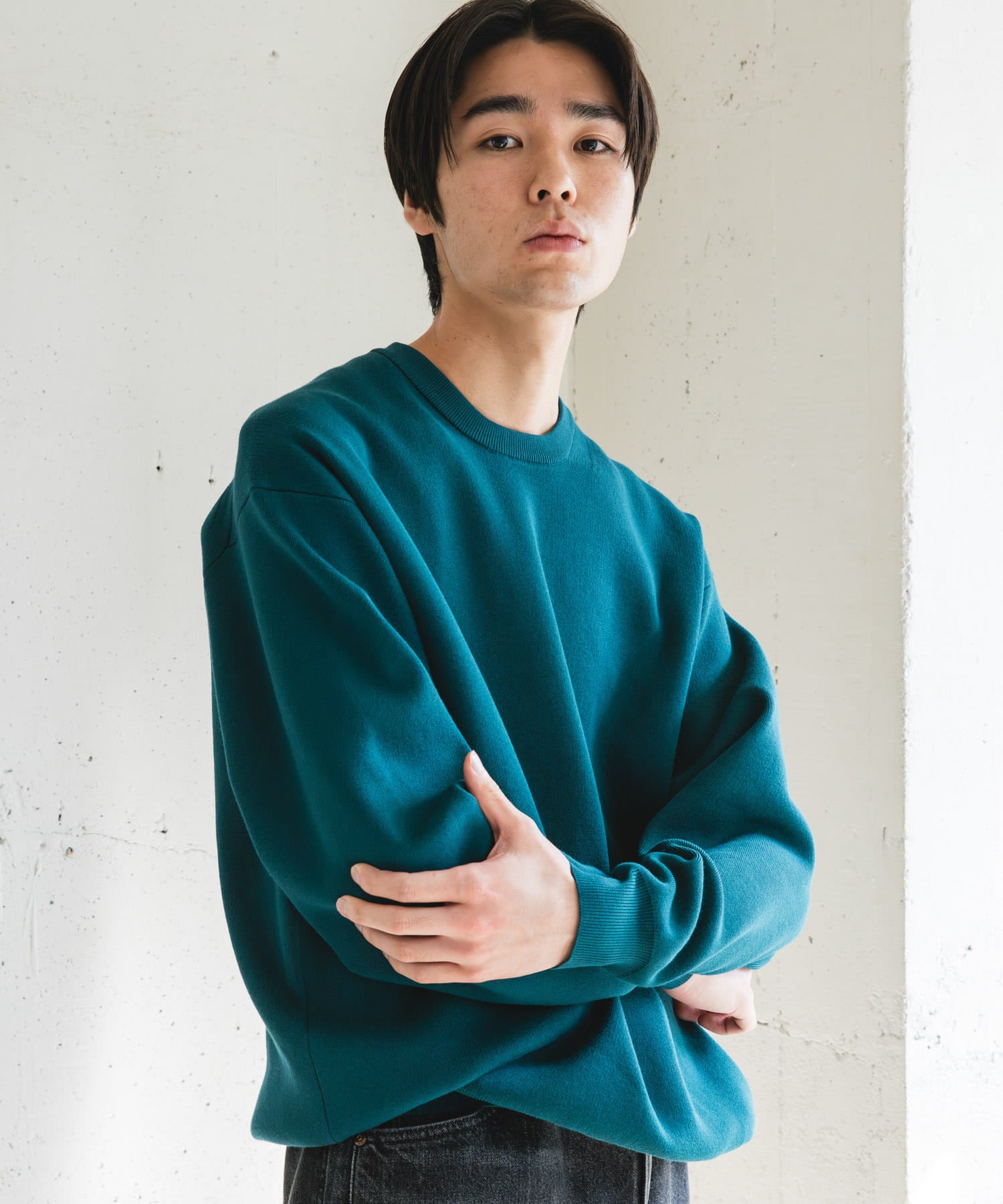 URBAN RESEARCH / UR TECH Renew Knit 輕量機能圓領針織衫