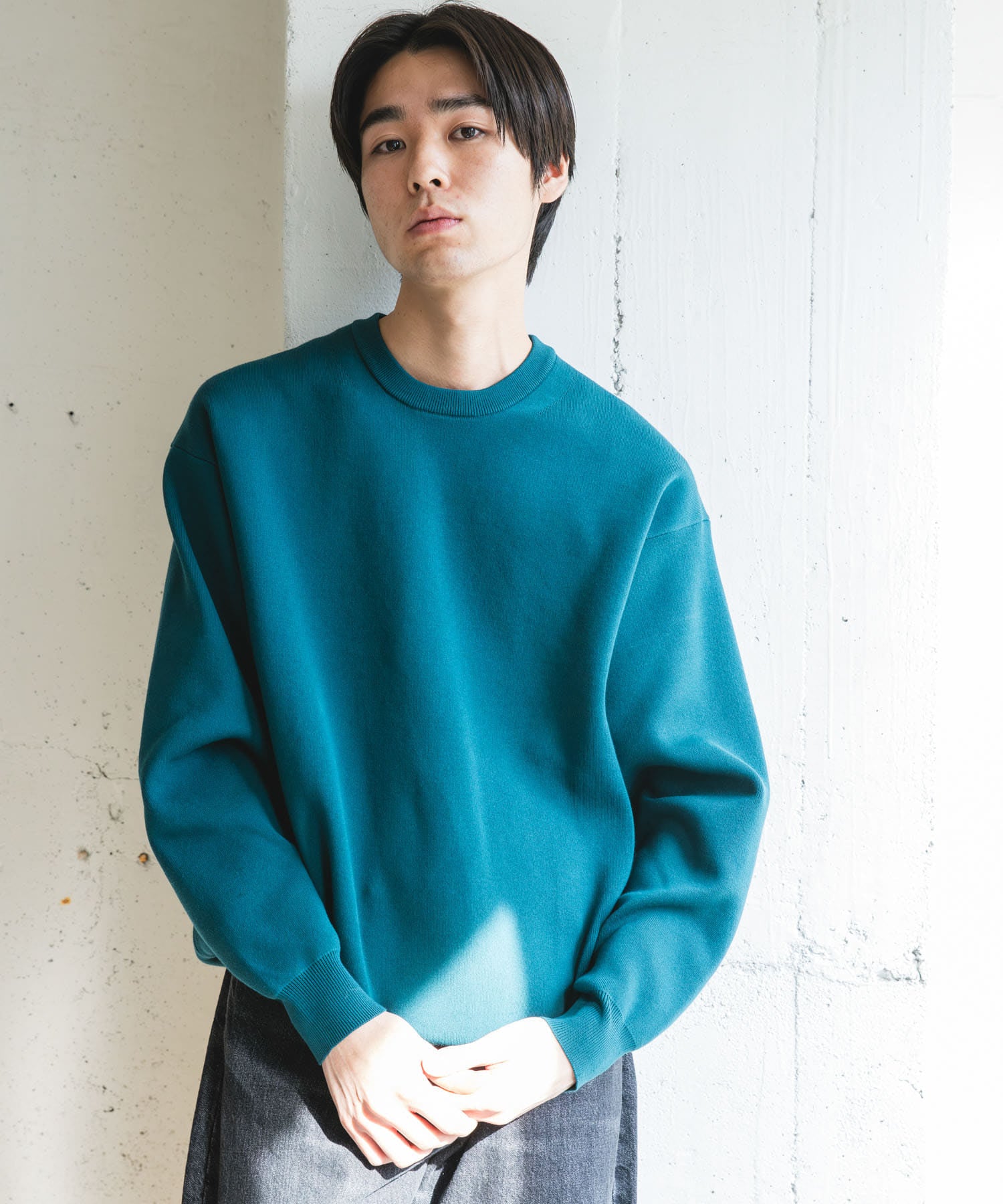 URBAN RESEARCH / UR TECH Renew Knit 輕量機能圓領針織衫