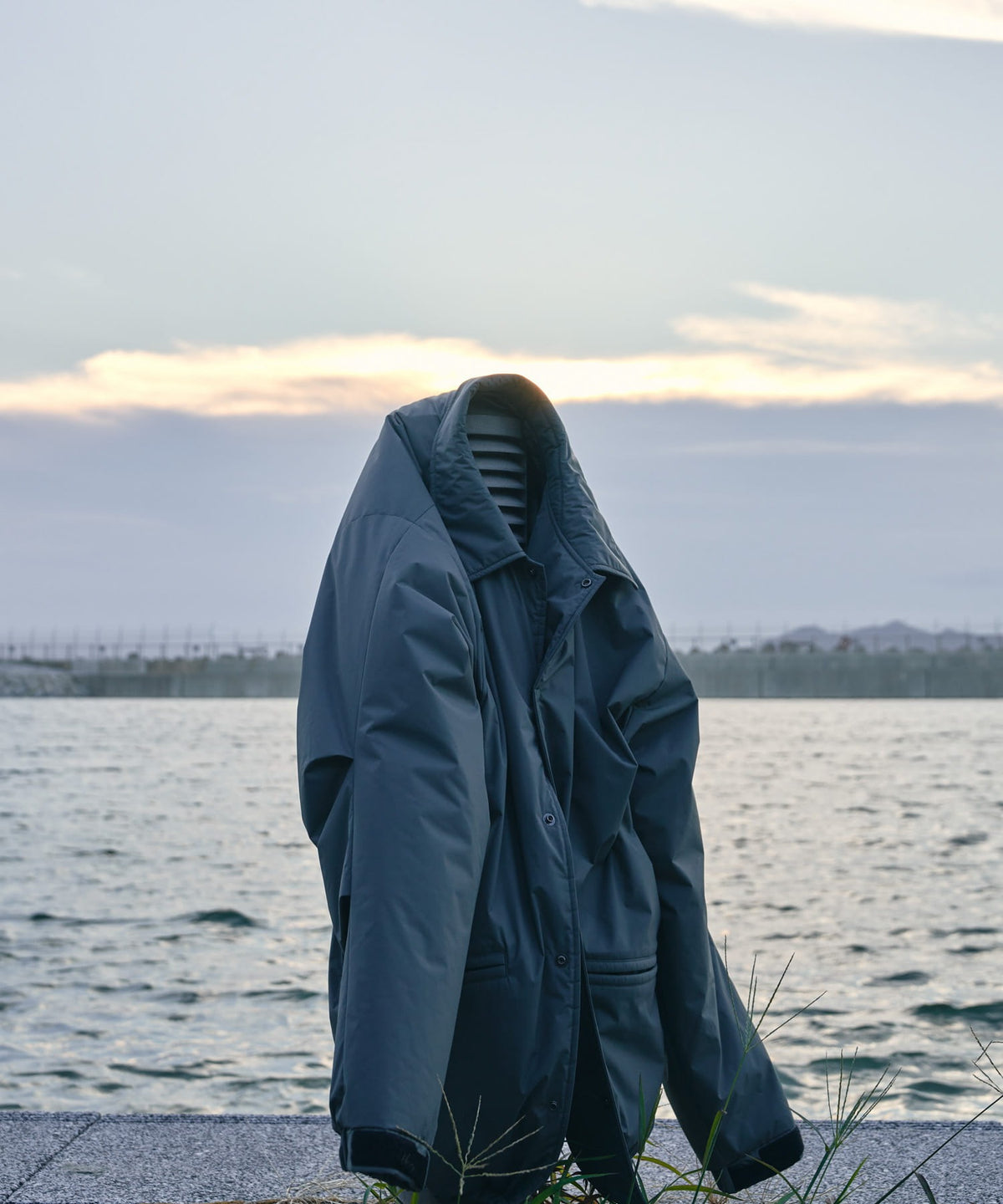 NANGA × DOORS / 教練版型羽絨外套（日本聯名限定）