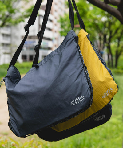 KEEN×DOORS　NYLON SHELL SHOULDER / 別注輕量尼龍機能斜背包