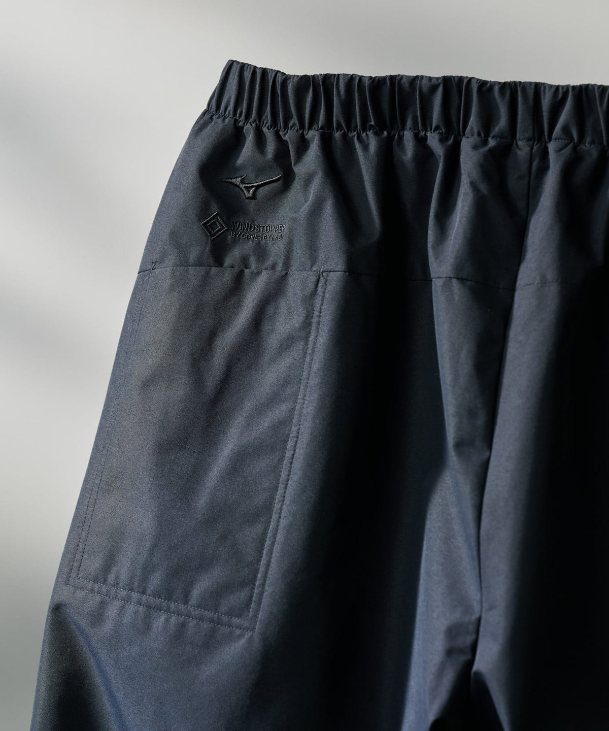 Mizuno × EKAL / GORE-TEX WINDSTOPPER 運動長褲（日本聯名限定）