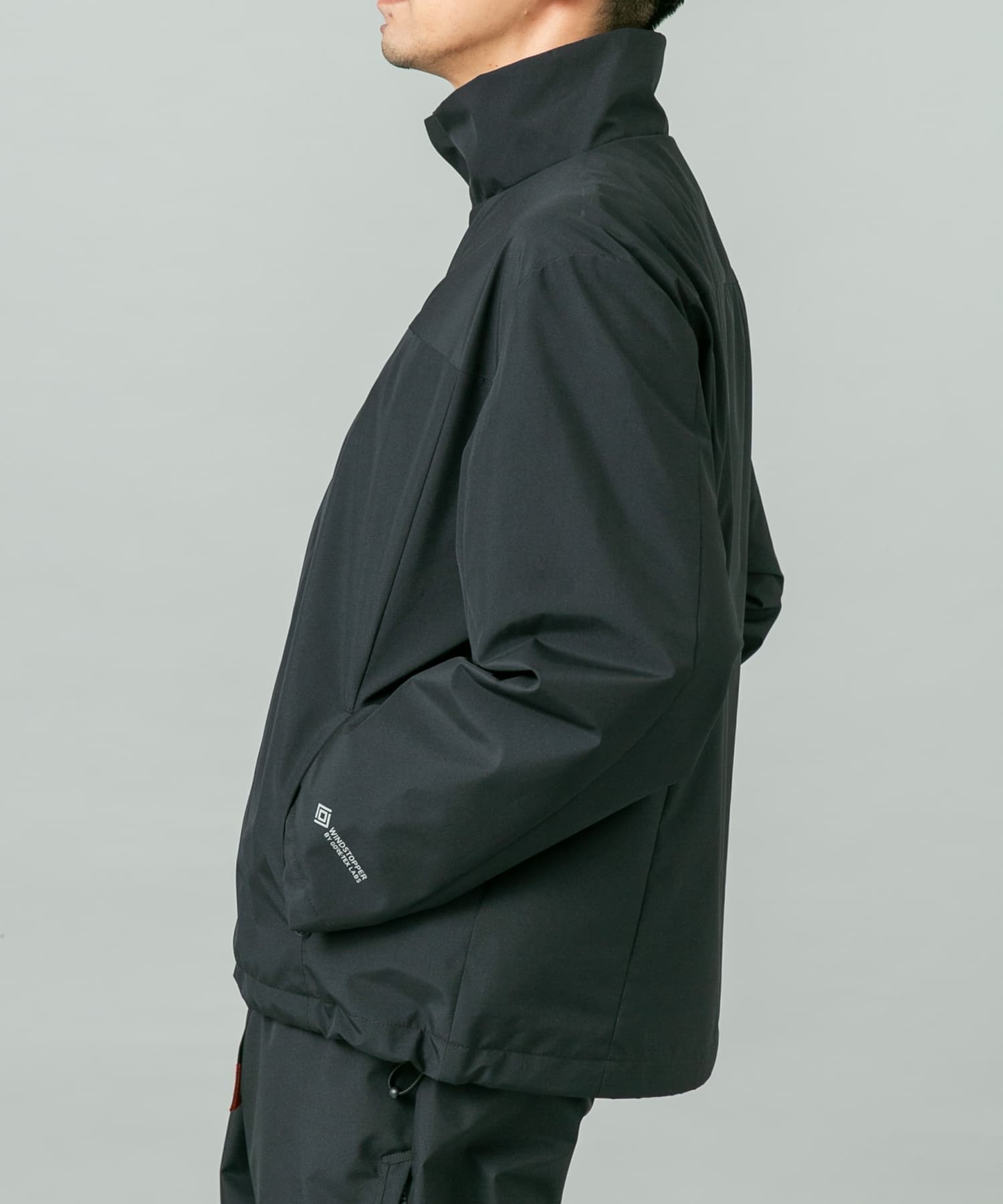 +phenix WINDSTOPPER by GORE-TEX LABS 立領防風外套