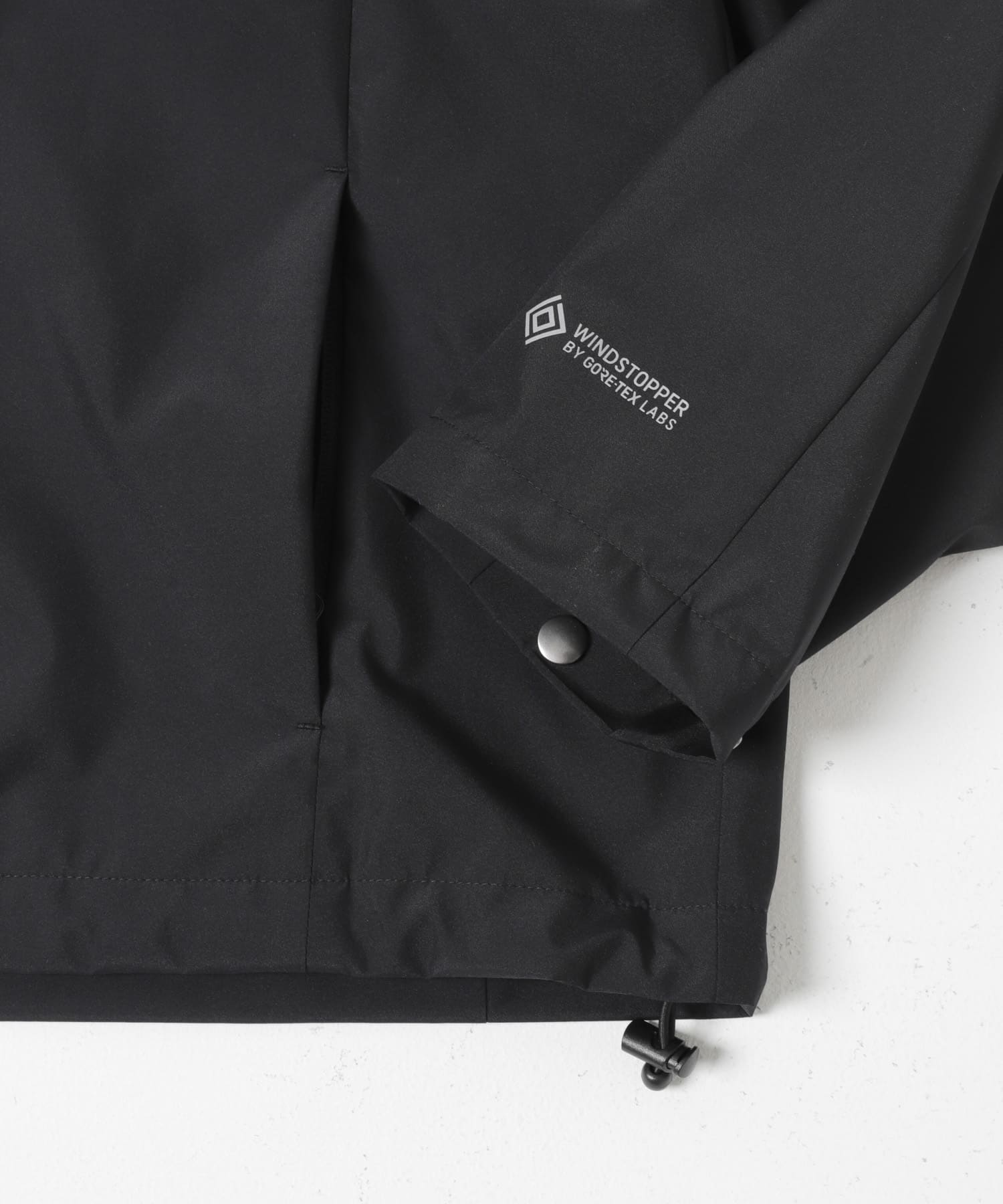 +phenix WINDSTOPPER by GORE-TEX LABS 立領防風外套