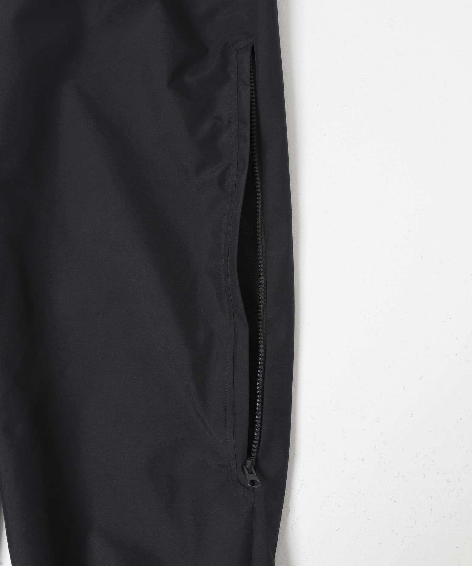 +phenix WINDSTOPPER by GORE-TEX LABS 機能防風束口長褲
