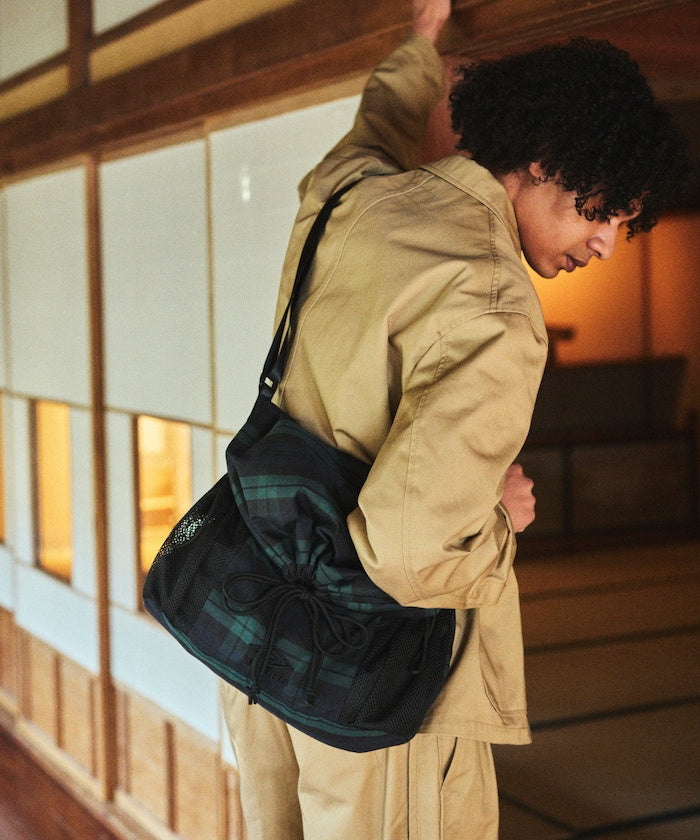 UMBRO / 別注尼龍斜背包
