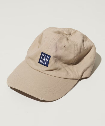 GAP × FREAK'S STORE / 刺繡LOGO六片式棒球帽（日本聯名限定）