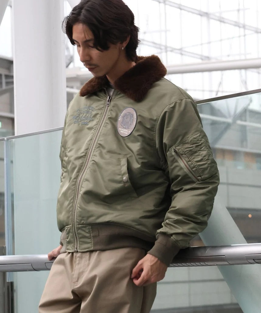 BEN DAVIS / 刺繡飛行外套（可拆式毛絨領）