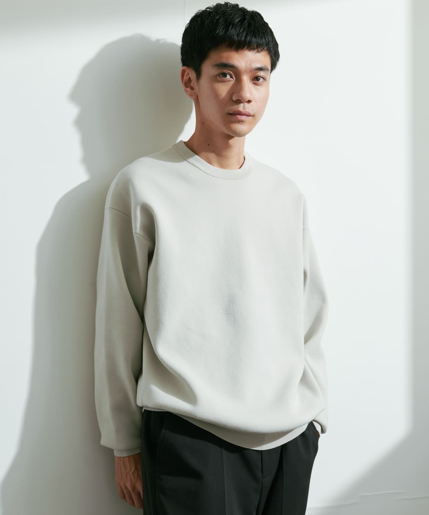 URBAN RESEARCH / UR TECH Renew Knit 輕量機能圓領針織衫
