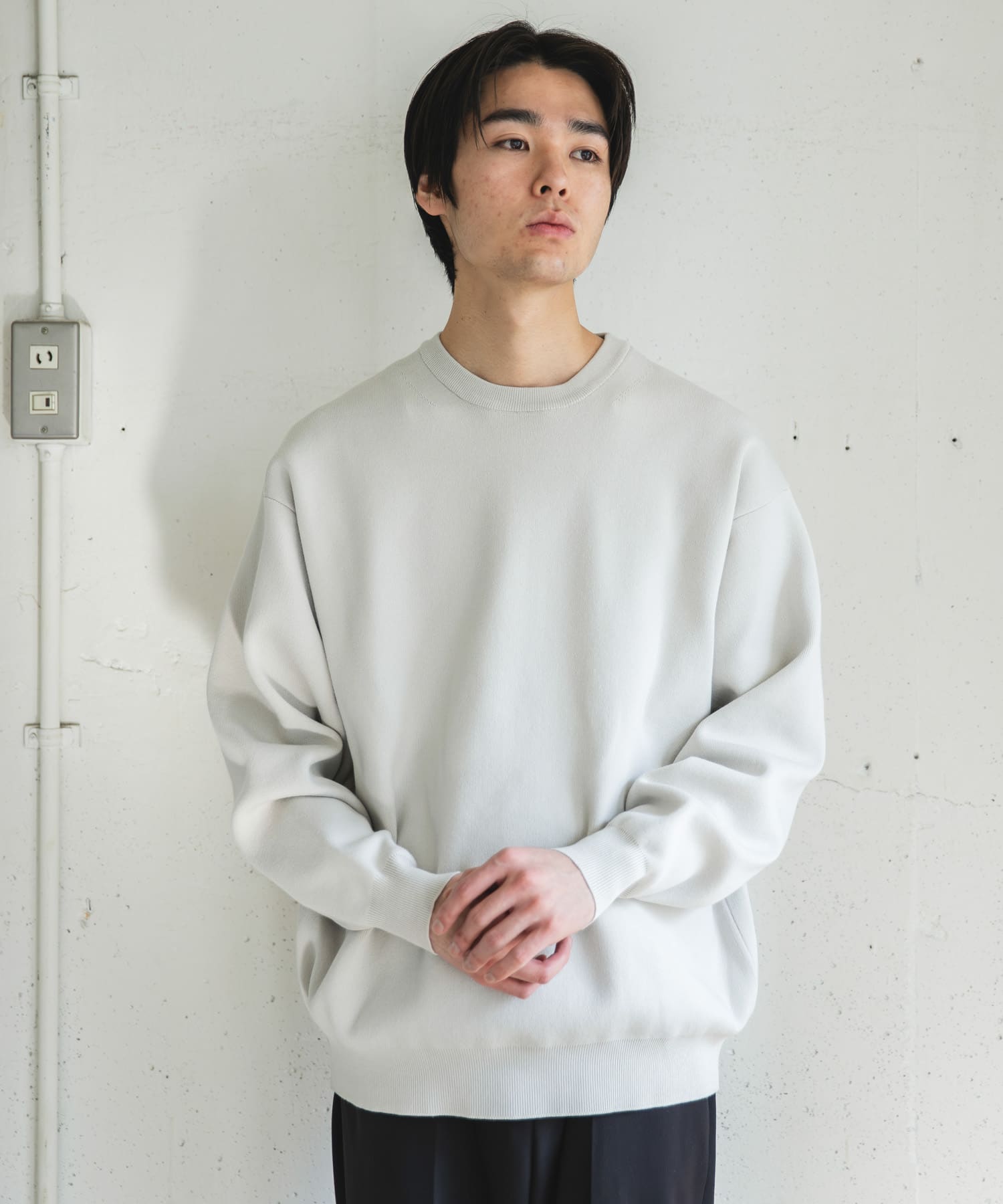 URBAN RESEARCH / UR TECH Renew Knit 輕量機能圓領針織衫