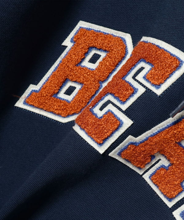 BEAMS / 立體繡標誌 連帽衫