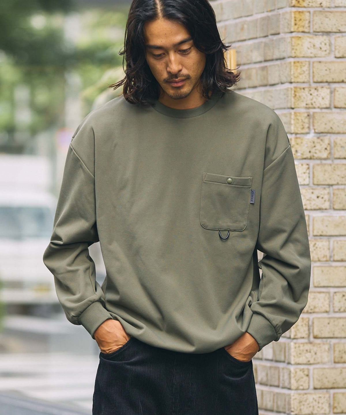 THE CRAFT CREW PRODUCTS / 四向彈性機能 圓領口袋長T恤（抽繩下擺）