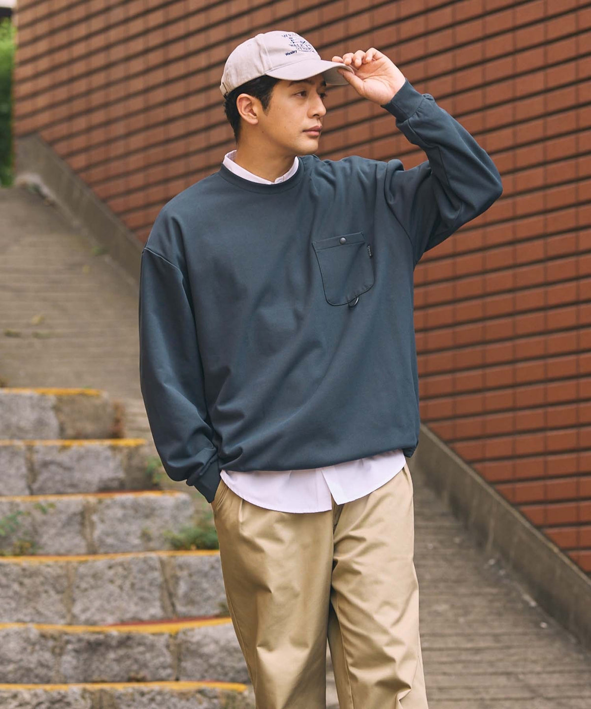 THE CRAFT CREW PRODUCTS / 四向彈性機能 圓領口袋長T恤（抽繩下擺）